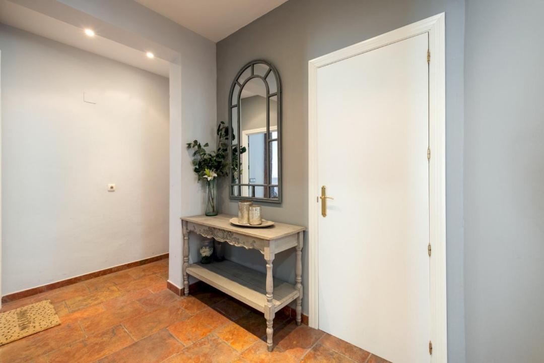 1 Bedroom 1 Bathroom Furnished - Sol - Bright Refurbished - Mintystay Madrid Exterior photo