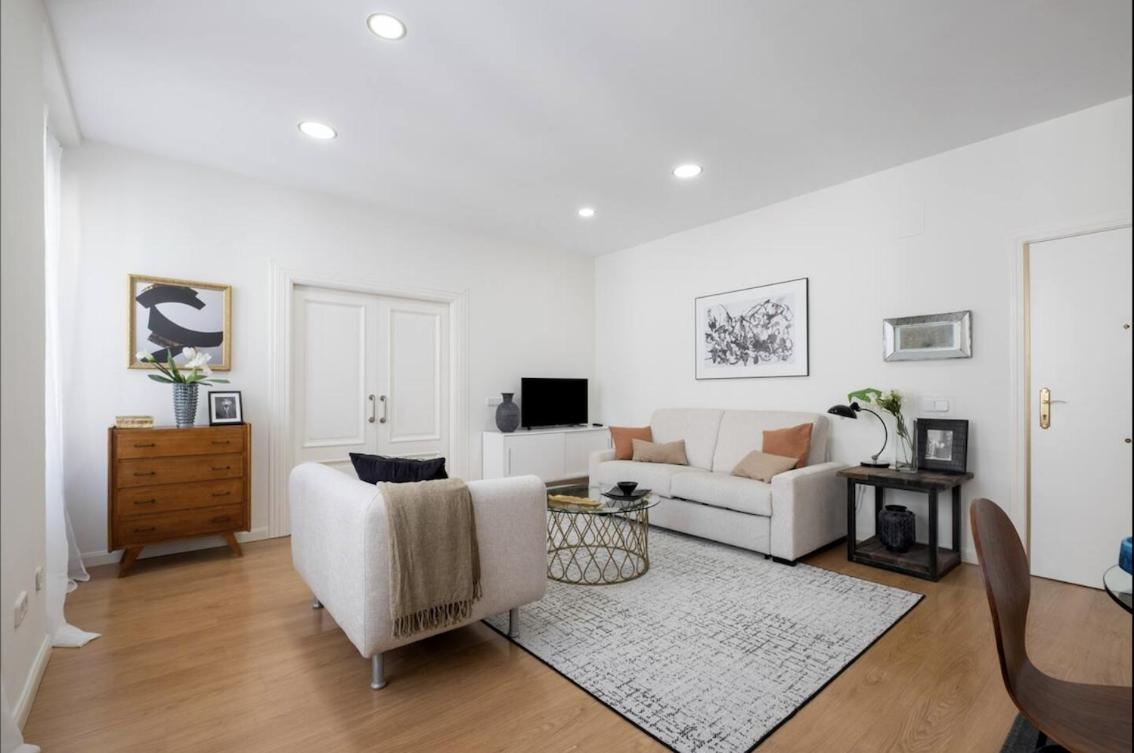 1 Bedroom 1 Bathroom Furnished - Sol - Bright Refurbished - Mintystay Madrid Exterior photo